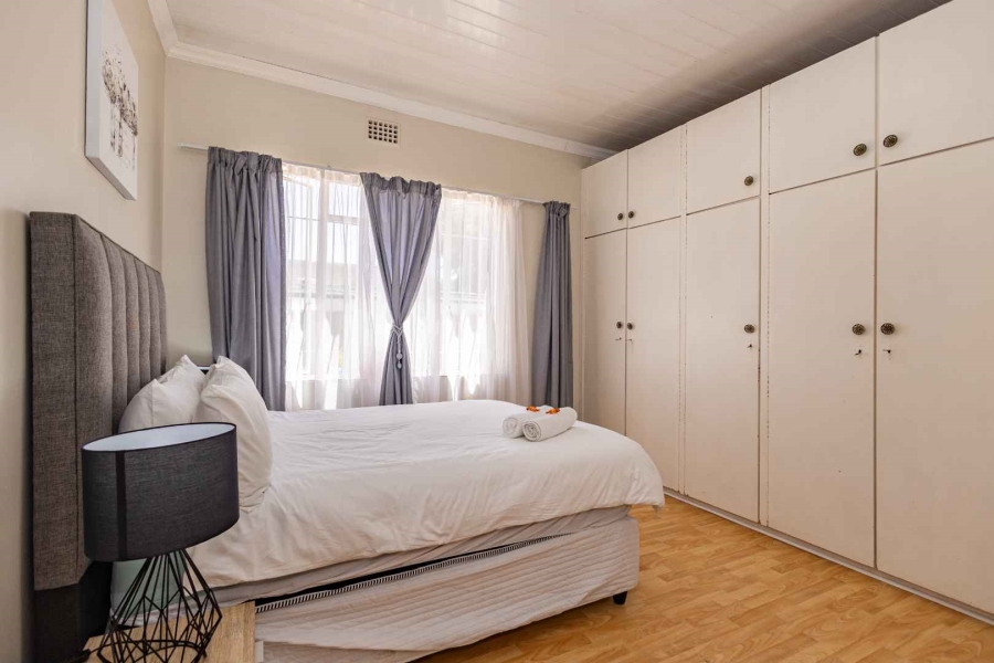 To Let 2 Bedroom Property for Rent in Oakdale Western Cape